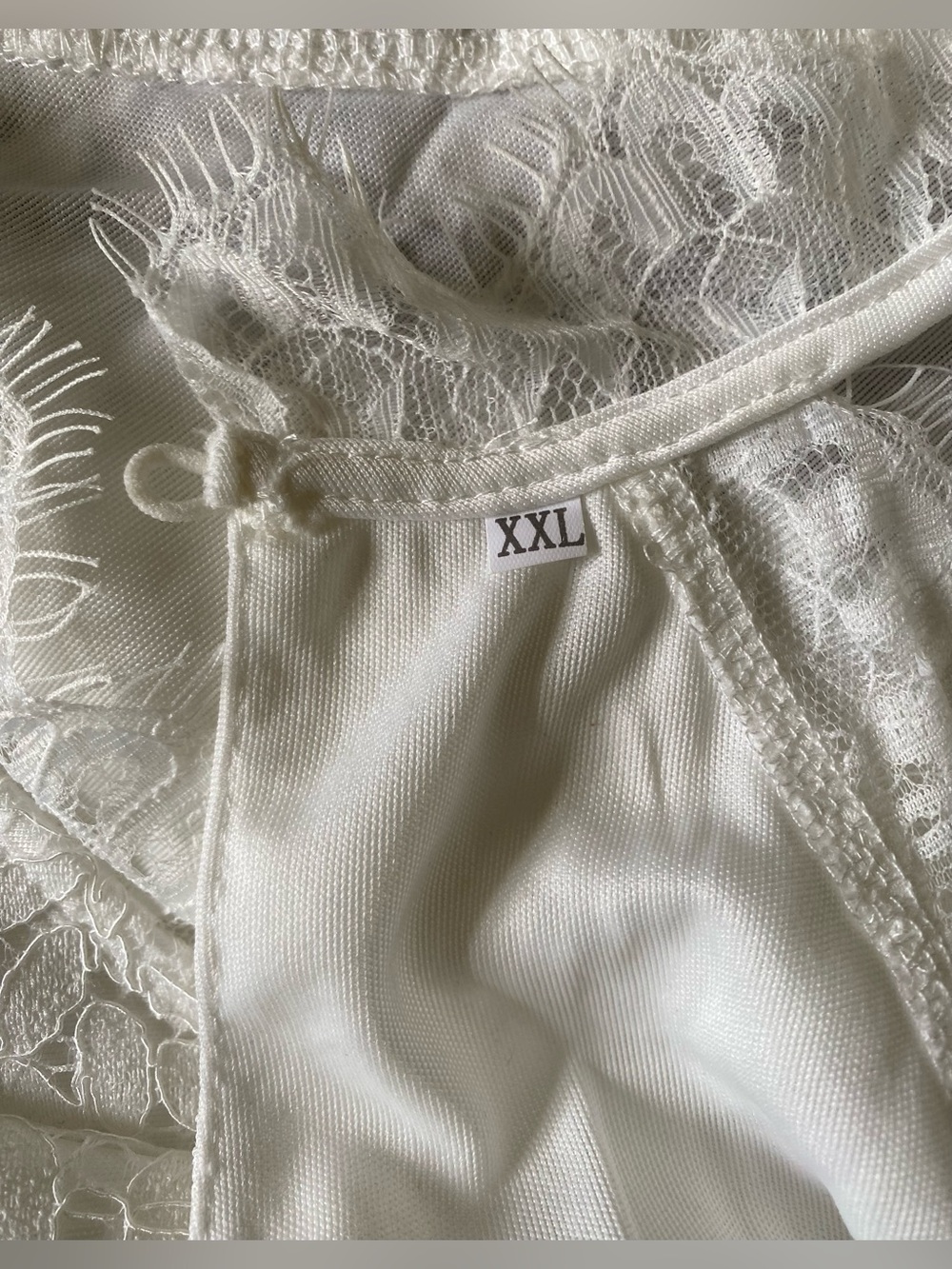 White NWOT Blouse Sleeveless Lacey - Picture 7 of 9